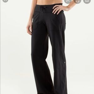 LuluLemon Still Athletic pant- black